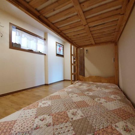 Eunhaengro 86.2 Hotel Jeonju Ngoại thất bức ảnh