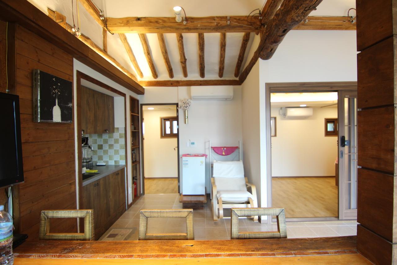 Eunhaengro 86.2 Hotel Jeonju Ngoại thất bức ảnh