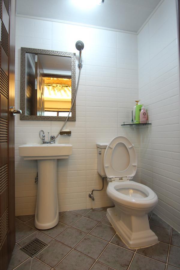 Eunhaengro 86.2 Hotel Jeonju Ngoại thất bức ảnh