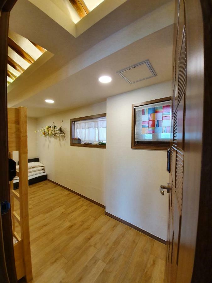 Eunhaengro 86.2 Hotel Jeonju Ngoại thất bức ảnh