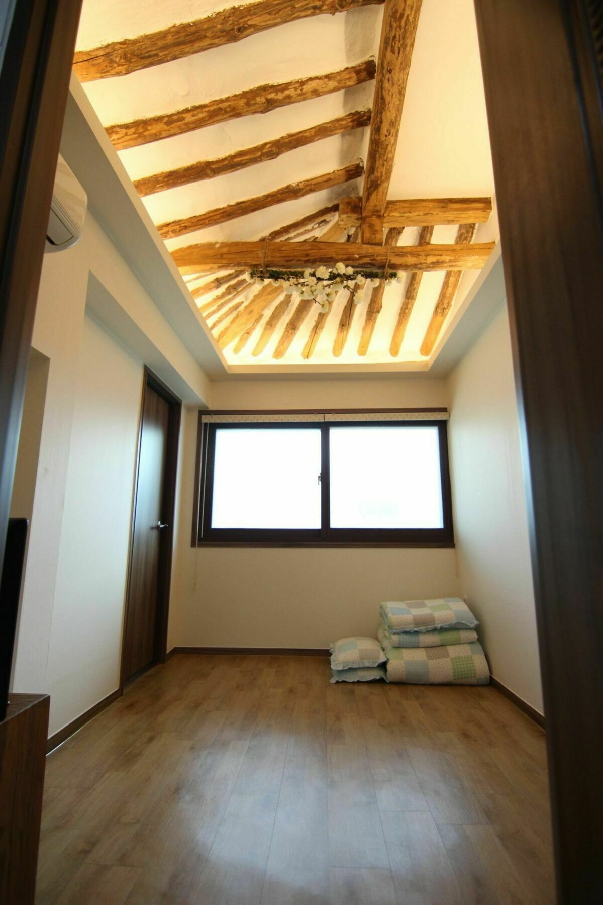 Eunhaengro 86.2 Hotel Jeonju Ngoại thất bức ảnh